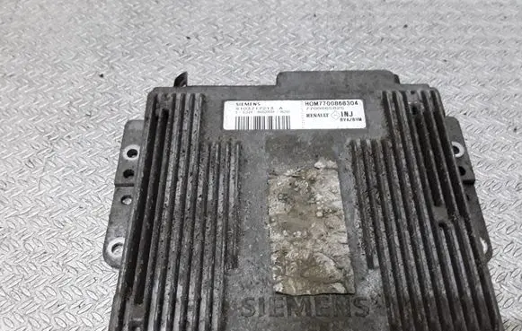Renault Scenic I Engine control unit/module S103717213A 7700865825