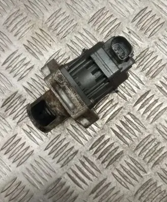 Opel Insignia A EGR valve 55566052