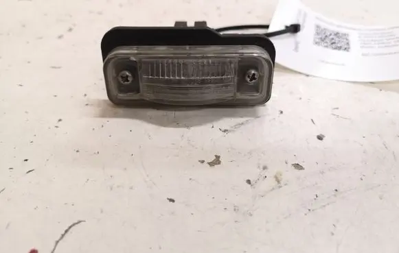 Mercedes-Benz E W211 Number plate light