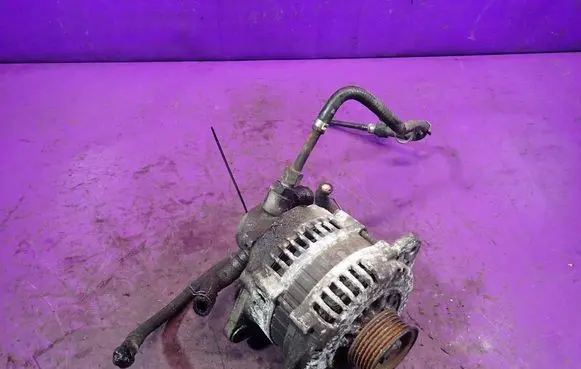 Opel Meriva A Generator/alternator 