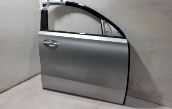 Mercedes-Benz GLE W167 Front door A1677200600