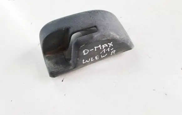 Isuzu D-Max Fuel tank opening switch 
