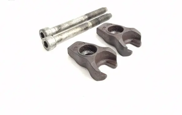 Peugeot 4007 Fuel Injector clamp holder