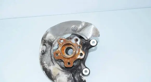 BMW 2 Active Tourer U06 Front wheel hub 6890172 31216890172