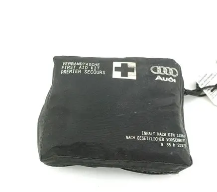 Audi A5 First aid kit 8W0860282B