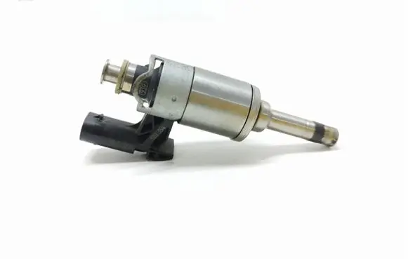 Audi A3 S3 8V Fuel injector 04E133066A
