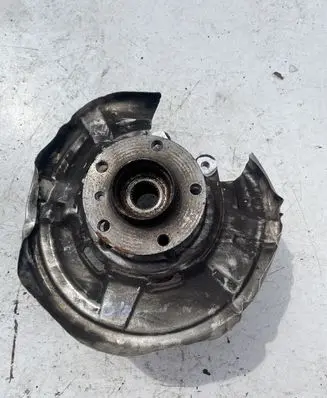 BMW 6 F06 Gran coupe Rear wheel hub 7054636