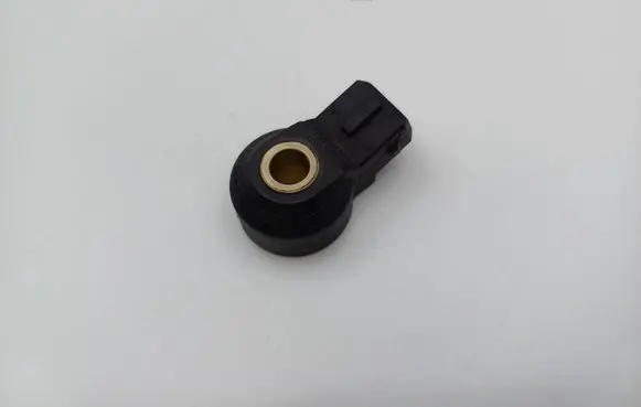Volkswagen Golf IV Detonation knock sensor 030905377A