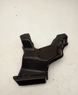 BMW 5 G30 G31 G38 Cabin air duct channel 7357250