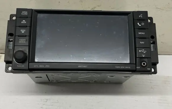 Jeep Grand Cherokee (WK) Radio/CD/DVD/GPS head unit P05064403AI T0QBE055851519