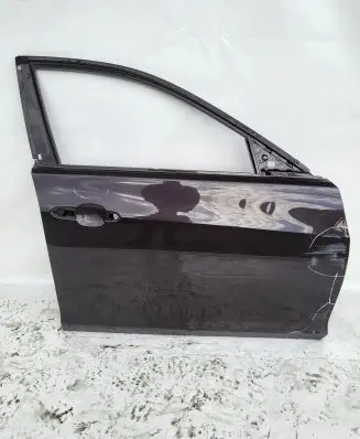 Cadillac CTS Front door