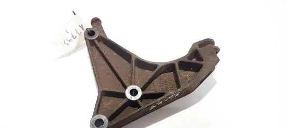 Opel Astra G Engine mounting bracket 1340623 24403861