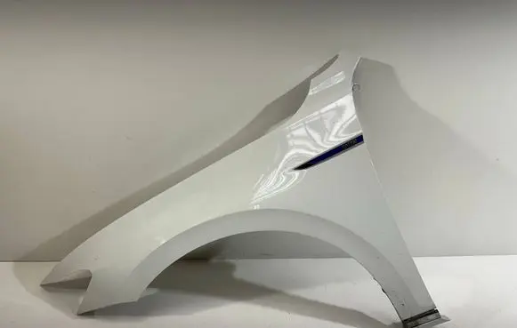 Volkswagen PASSAT B8 Fender 