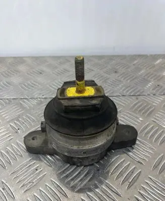 Audi A8 S8 D3 4E Gearbox mount 4E0399151CE