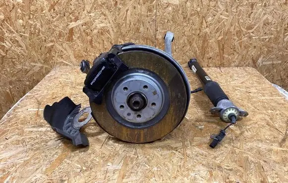 Porsche Macan (95B) Rear wheel hub spindle/knuckle 95B505431BY 8R0511539C 95B501203T