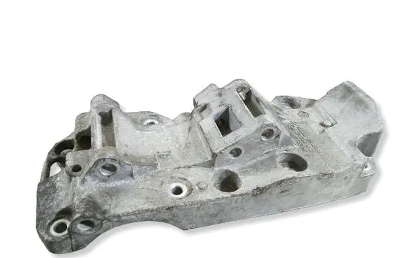BMW 1 F20 F21 Generator/alternator bracket 8506863 174786