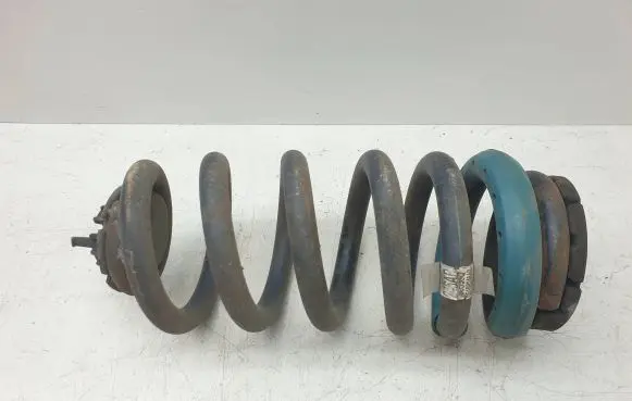Dodge Durango Rear coil spring 05168246AB 05168246 05168246-AB