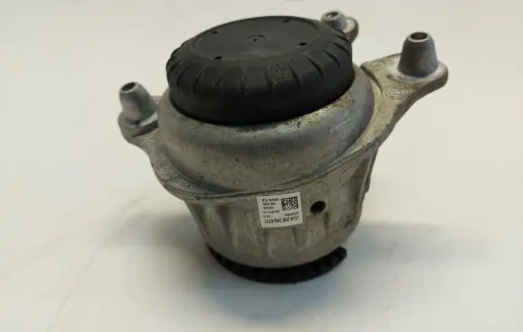 Mercedes-Benz C W205 Engine mount vacuum valve a2052406717
