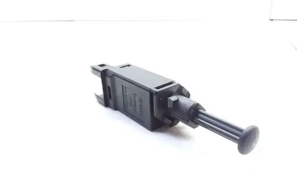 Volkswagen PASSAT B4 Brake pedal sensor switch 191945515