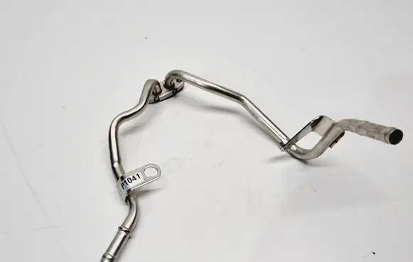 Skoda Karoq Turbo turbocharger oiling pipe/hose 05E121497A