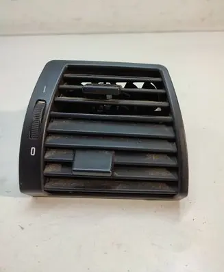BMW X5 E53 Dashboard side air vent grill/cover trim 8402216