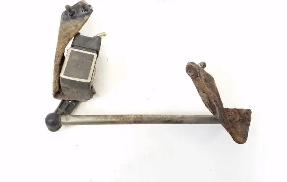 Rear air suspension level height sensor