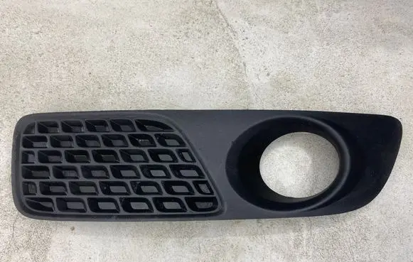 Volvo V70 Front fog light trim/grill 30678640