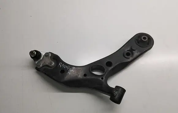 Toyota RAV 4 (XA40) Front lower control arm/wishbone 4806842060