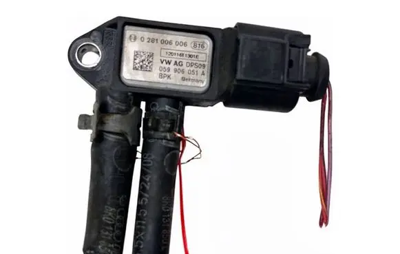 Audi A4 S4 B8 8K Exhaust gas pressure sensor 059906051A