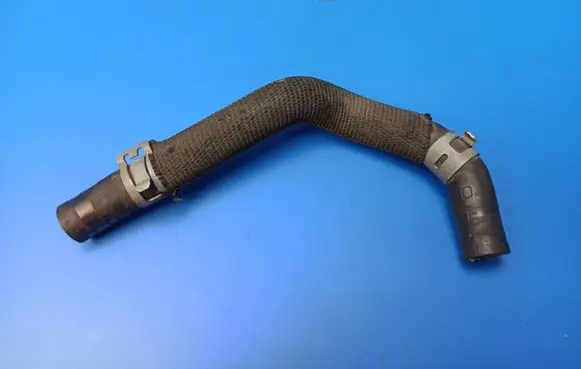 Mercedes-Benz B W245 Engine coolant pipe/hose A6402032282
