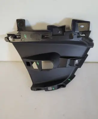 Renault Captur II Front bumper mounting bracket 628108507R
