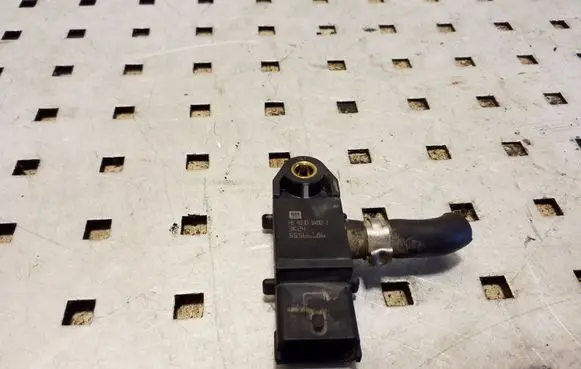 Opel Zafira C Exhaust pressure sensor 55566186