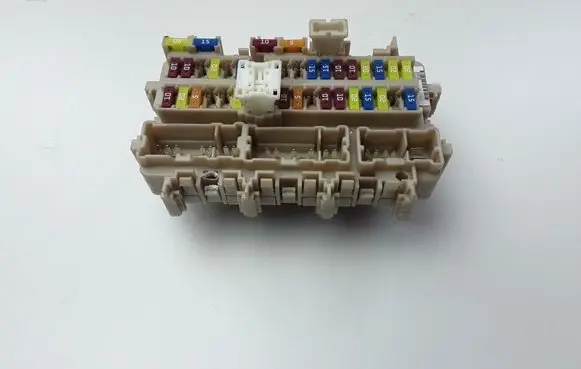 Renault Kadjar Fuse module 8901R
