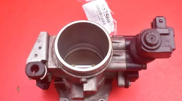 BMW 3 E36 Throttle body valve 14358460
