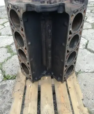 Mercedes-Benz SL R107 Engine block 1160110801