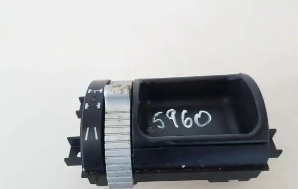 Traction control (ASR) switch