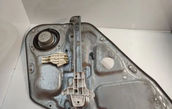 Hyundai Sonata Rear door window regulator with motor