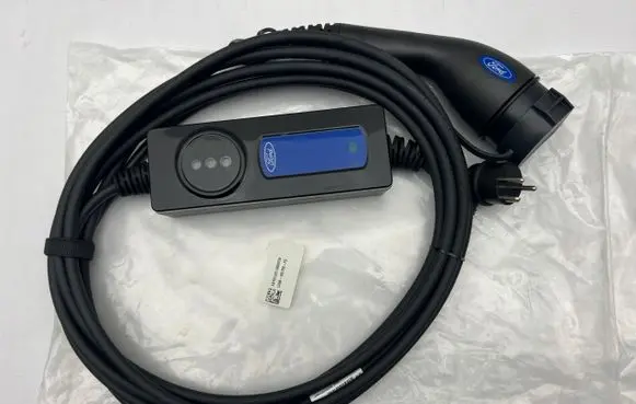 Ford Kuga III Electric car charging cable LX68-10C763-FE