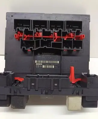 Volkswagen Golf Plus Comfort/convenience module 3C0937049D F005V00525