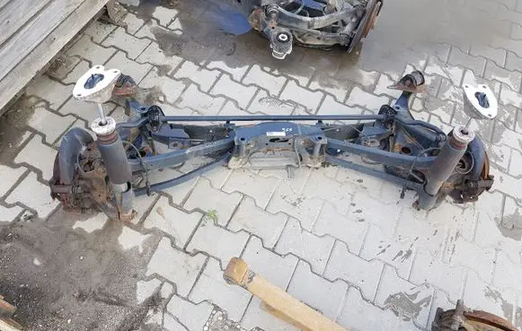 Mini One - Cooper F56 F55 Rear axle beam with reductor 