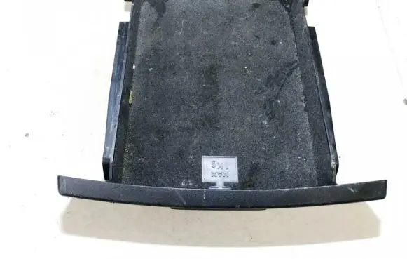 Ford Galaxy Glove box 6m21642a80aew 6m21-642a80-aew