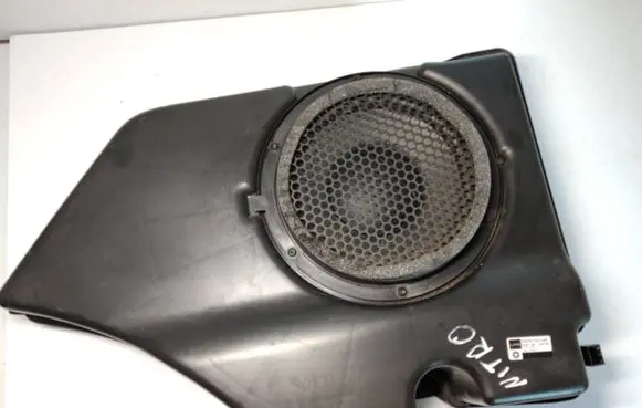 Dodge Nitro Subwoofer speaker 05091021AD 8297AB 36670D