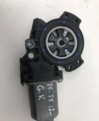 Hyundai ix35 Rear door window regulator motor 402354B