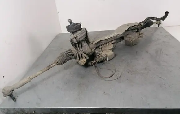 Volkswagen Tiguan Steering rack 5N2909144A