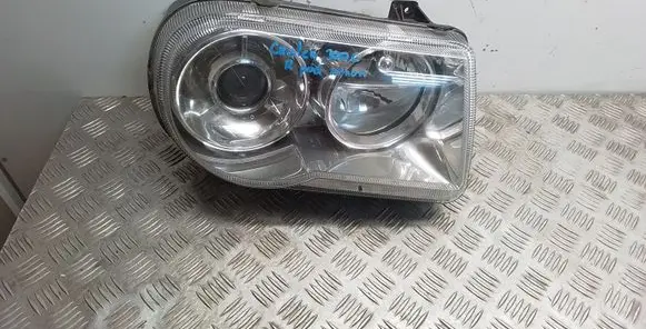 Chrysler 300 - 300C Headlight/headlamp 04805758AH
