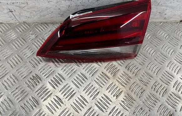 Opel Astra K Tailgate rear/tail lights 39077383 368158932