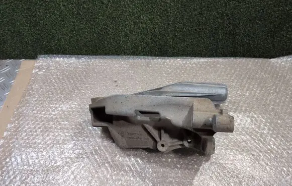 Man TGE 1gen Gearbox mount 2N0407104B