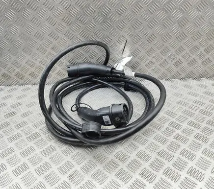 Audi e-tron Electric car charging cable 4N0971675E