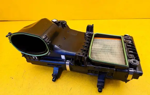 Mercedes-Benz GLE W167 Air filter box A6540902601
