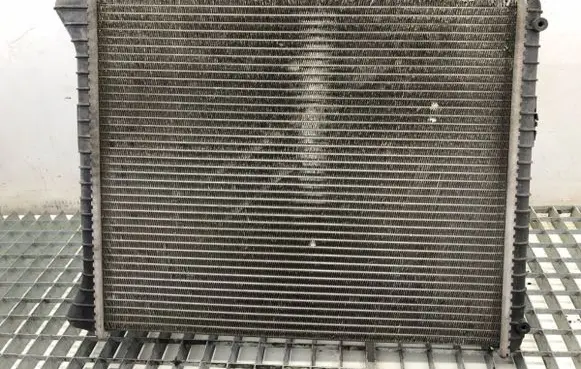 Audi A2 Coolant radiator 8Z0121251D